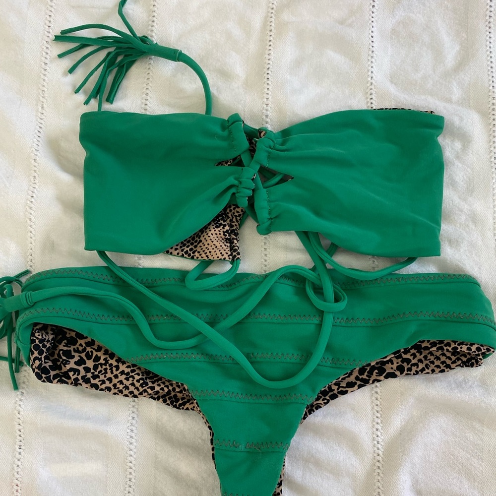 Acacia Laulau Set Medium top Small bottom